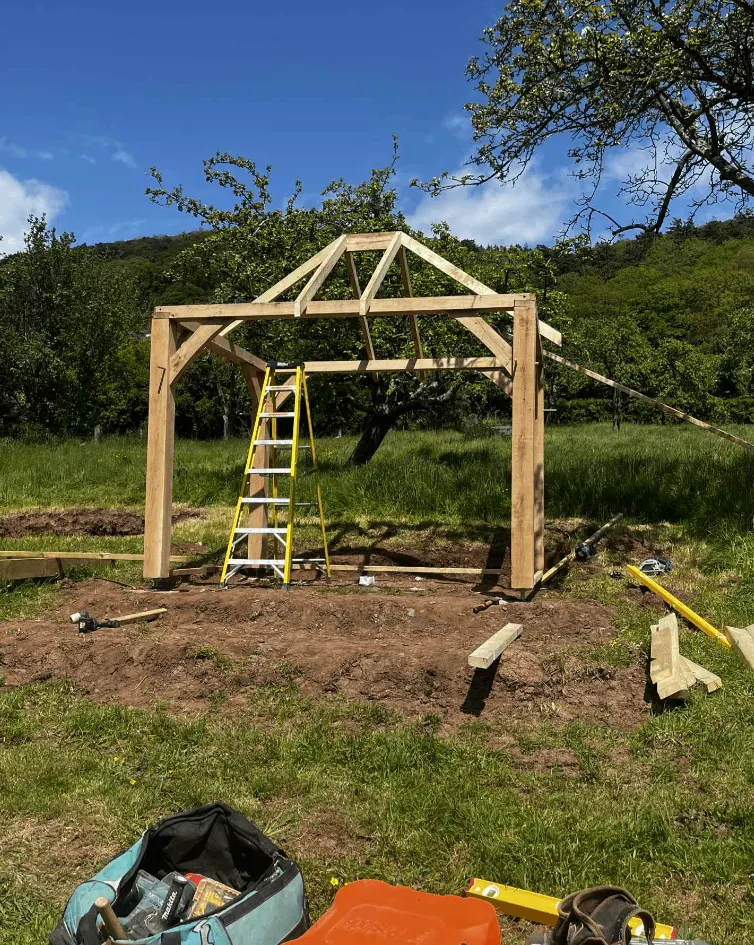 Carpentry photograph from the existing Horizon Carpentry project archive